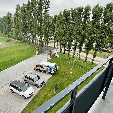 Aqua Relax Apartman ดูนาจสก้า สเตรด้า ภายนอก รูปภาพ